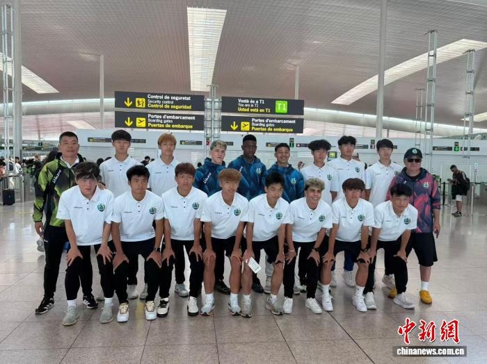 董路谈足球小将第1000场比赛:“中国足球什么都不缺,只缺胜利”